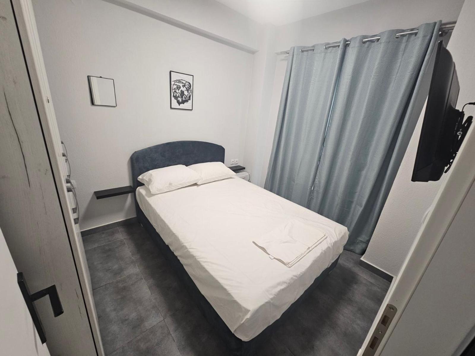 Artemis Apartment *